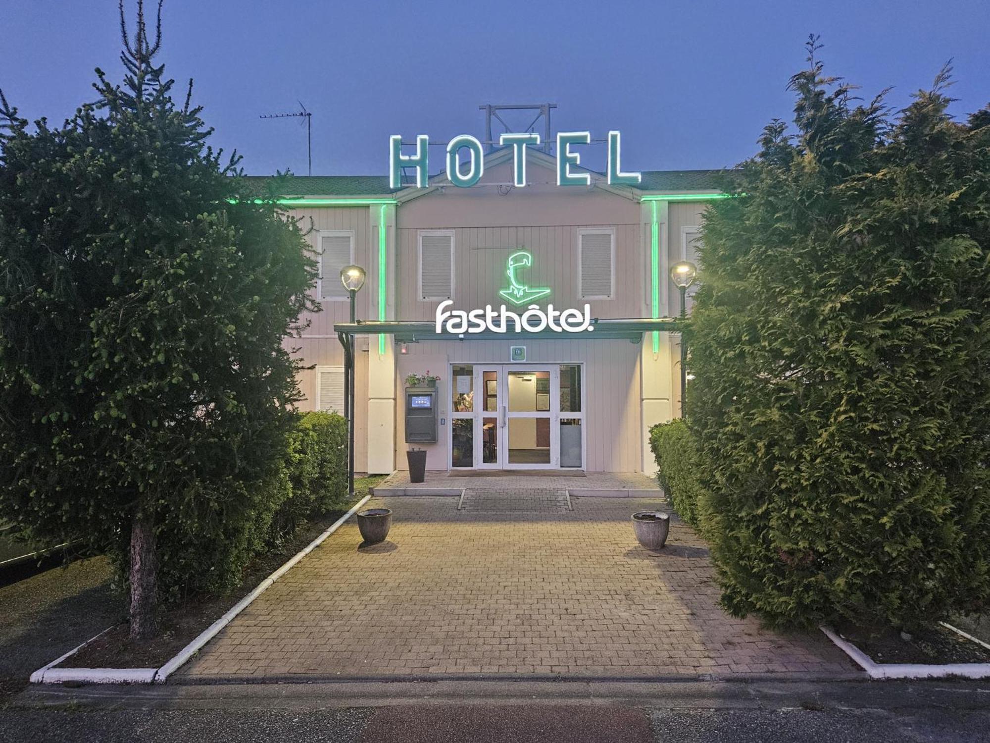 Fasthotel Bordeaux Eysines Zewnętrze zdjęcie